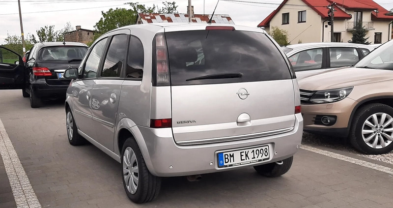 Opel Meriva cena 13999 przebieg: 250000, rok produkcji 2010 z Strzyżów małe 154